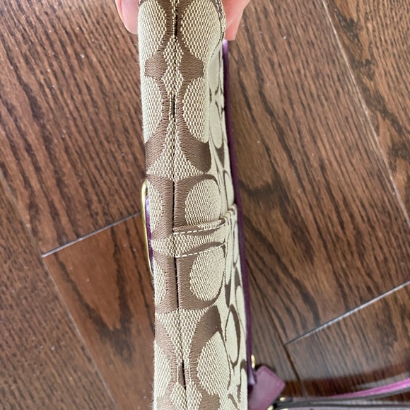 Authentic Coach Wristlet - Picture 4 of 6